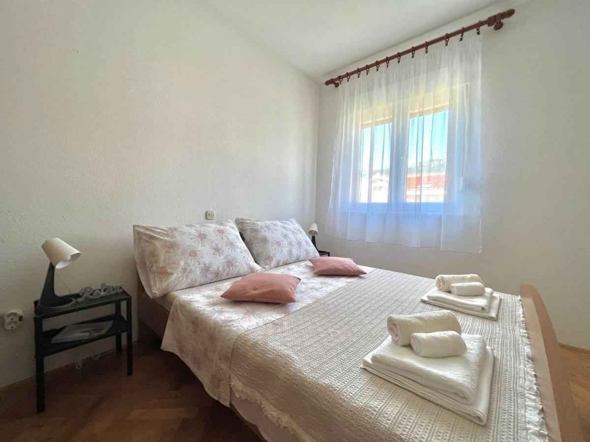 Apartment Troisa Каштела Экстерьер фото