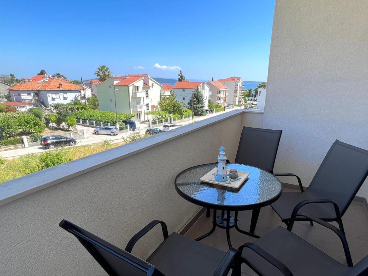 Apartment Troisa Каштела Экстерьер фото
