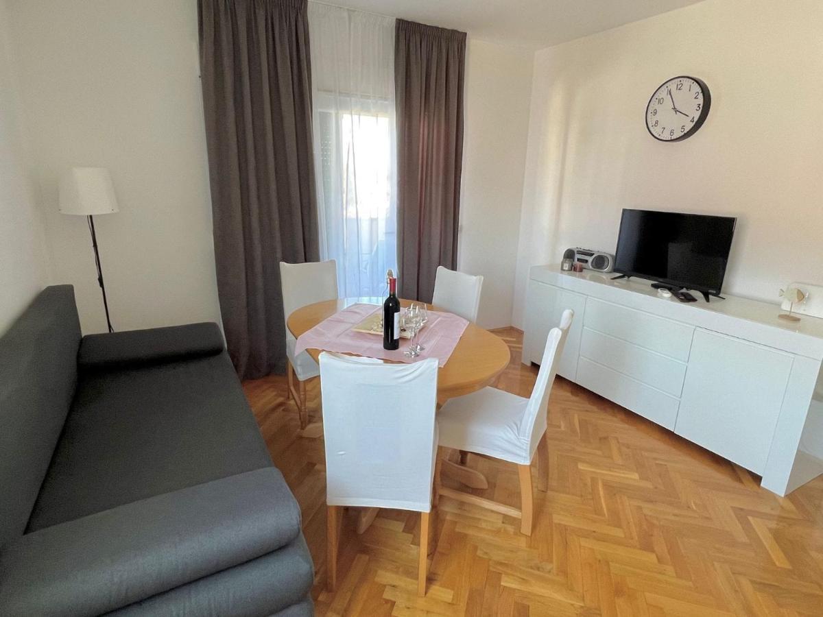 Apartment Troisa Каштела Экстерьер фото