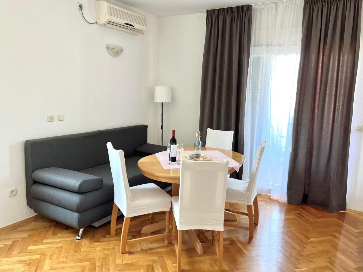 Apartment Troisa Каштела Экстерьер фото